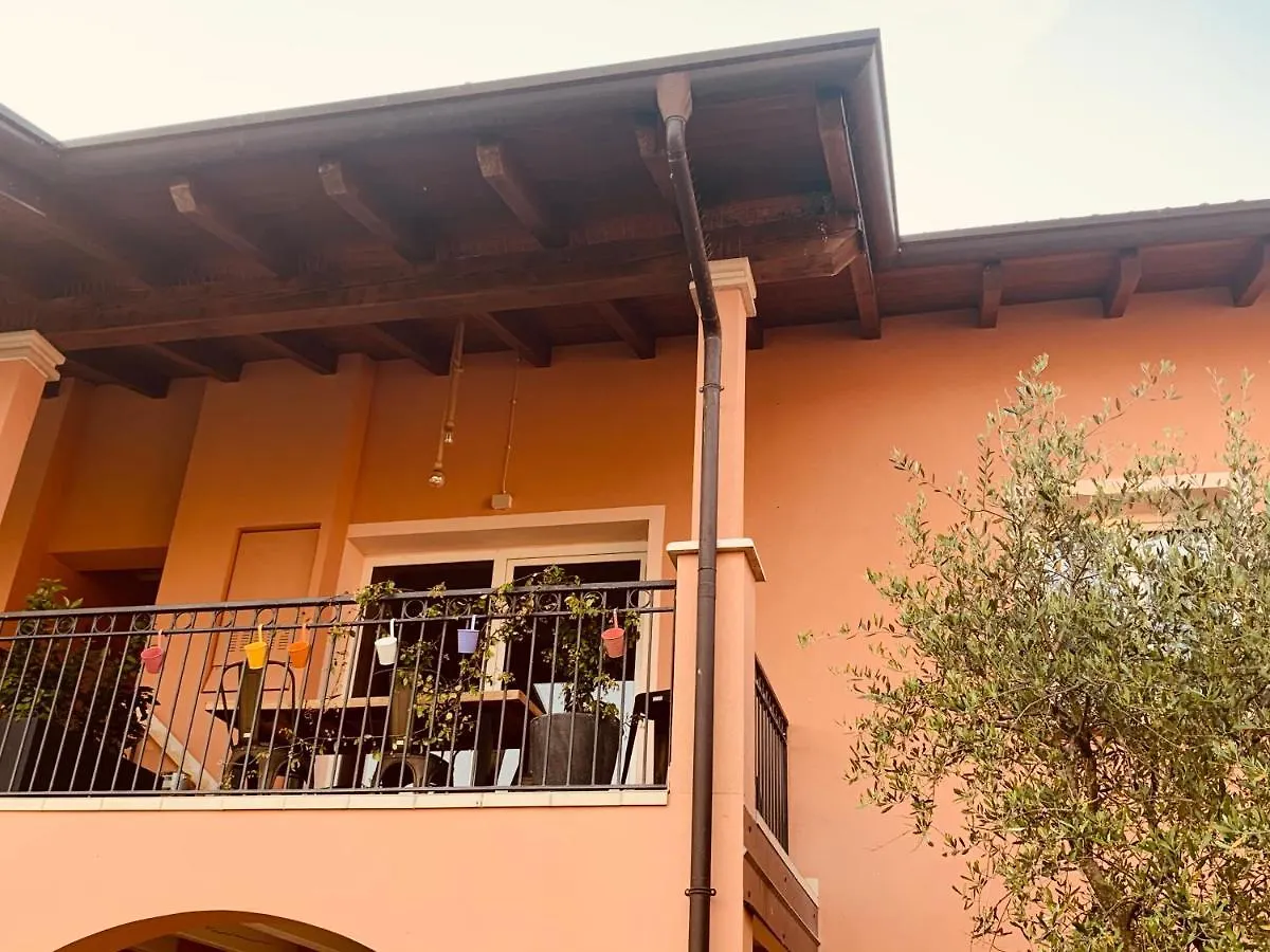 Charming Attic Apartment With Balcony & Swimming Pool Desenzano del Garda 0*,  Italy