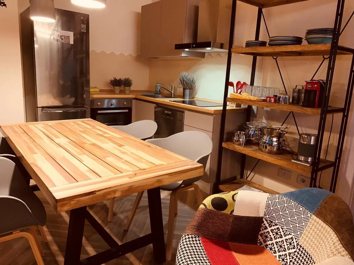 Charming Attic Apartment With Balcony & Swimming Pool Desenzano del Garda 0*,  Italy