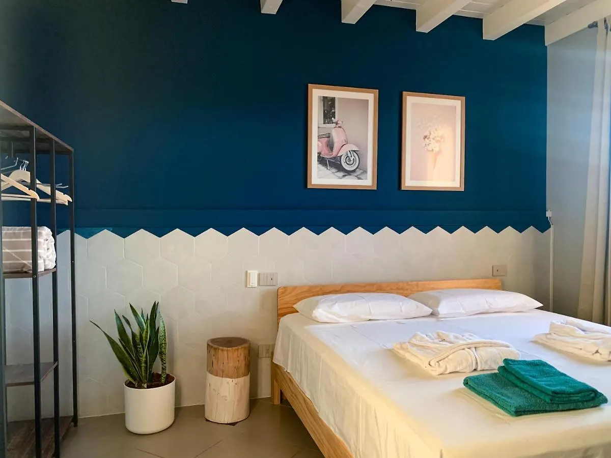 Charming Attic Apartment With Balcony & Swimming Pool Desenzano del Garda