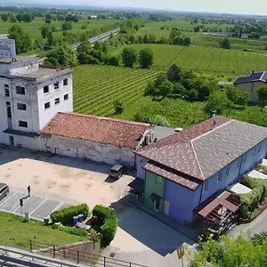 Trattoria Italia Hotel
